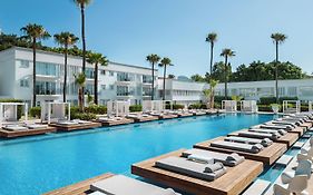 So White Beach Resort